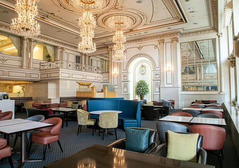 Lounge or bar