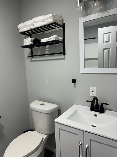 Lake Shafer Resort Hotel in Indiana