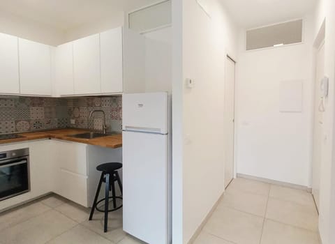 Kitchen or kitchenette, pet friendly, stove