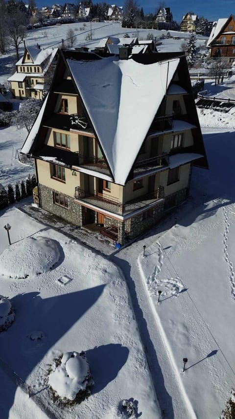 Property building, Winter