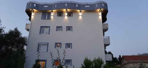 Rooms & Apartments Anka Bed and Breakfast in Montenegro