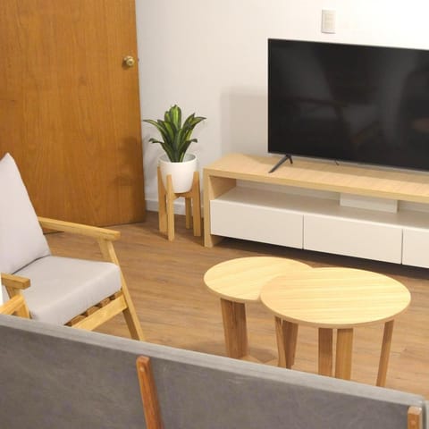 Communal lounge/ TV room, TV and multimedia, Living room