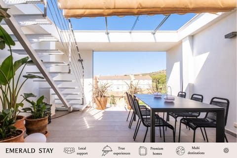 Property building, View (from property/room), Balcony/Terrace, Dinner