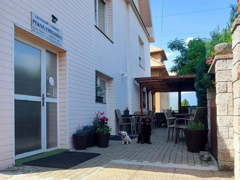 Property building, Balcony/Terrace