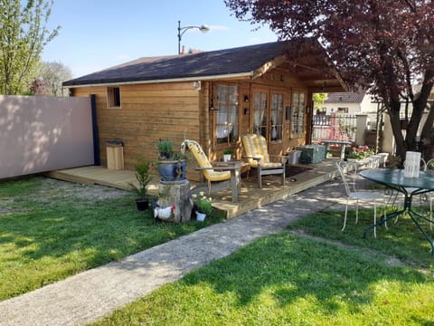 Aux grès des moisonettes Country House in Vernon