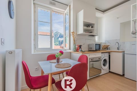 R'Apparts T3 Cozy Little Nest Apartment in Grenoble