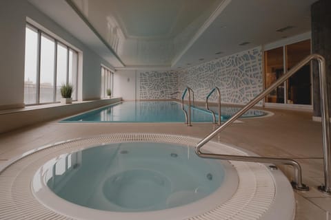 Hot Tub, Pool view, Swimming pool