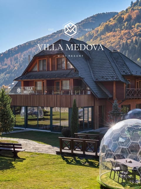 Property building, Day, On site, Mountain view, Area and facilities
