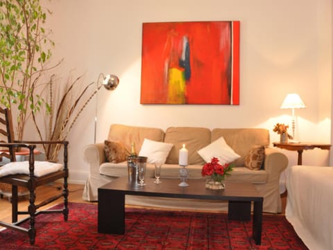 Communal lounge/ TV room, Decorative detail