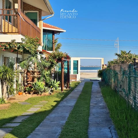 Garden, Sea view