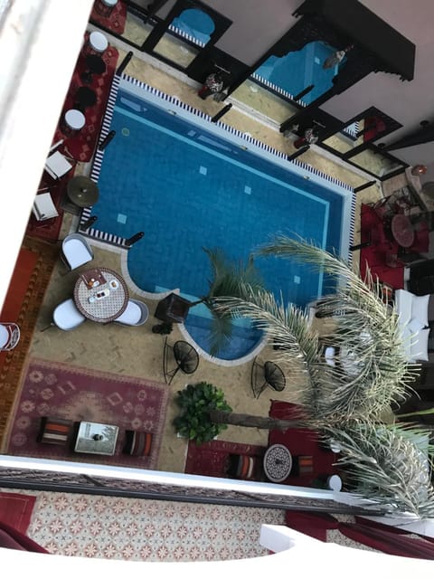 Swimming pool