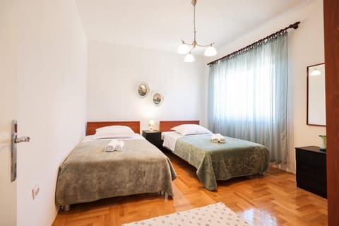 3 bedroom apartment for 5 people Apartment in Zadar