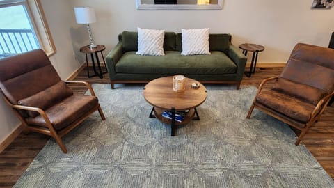 Beargrass Lodging & RV Resort Motel in Hungry Horse