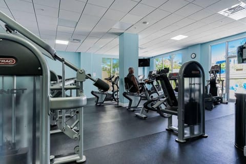 Ocean View Modern Condo Beach Access 11M Apartment in Hollywood Beach