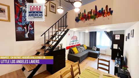 TV and multimedia, Living room, Seating area, Evening entertainment
