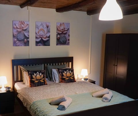 Shower, Bed, Balcony/Terrace, Spa and wellness centre/facilities, Bedroom, Garden view, young children, Family, internet, towels, kitchen, air conditioner