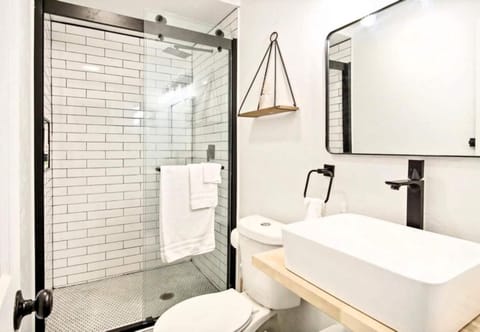 1BR Apt 9 min to Integris Monthly 20 Off #C2 House in Oklahoma City