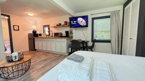 1BR Apt 8 min Integris Monthly 20 Off #34B House in Oklahoma City