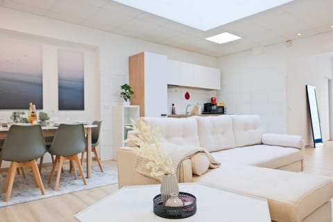 Living room, kitchen