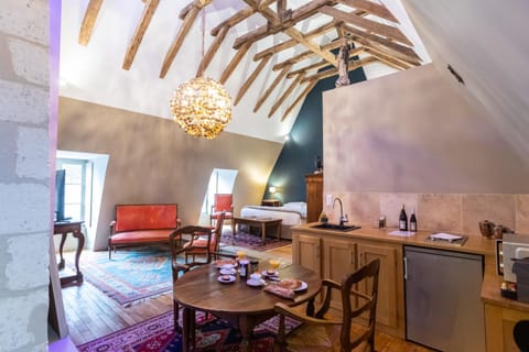 Hôtel de Panette - La Demeure Renaissance - La Charpente climatisée - cathédrale - Panette Collection Apartment in Bourges