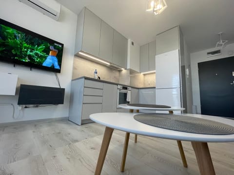 TV and multimedia, Kitchen or kitchenette, air conditioner