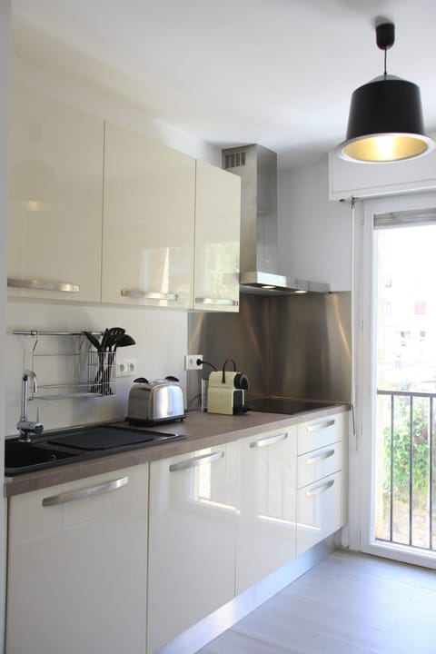 Coffee/tea facilities, Kitchen or kitchenette, dishwasher, minibar, pet friendly, toaster