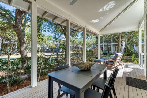 Ursa Major and Ursa Minor House in Seaside