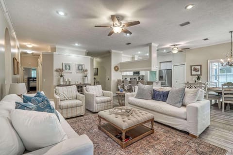 Sandy's Seacrest House in Seacrest