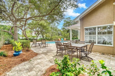 Sandy's Seacrest House in Seacrest