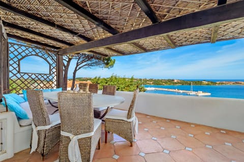 Property building, Balcony/Terrace