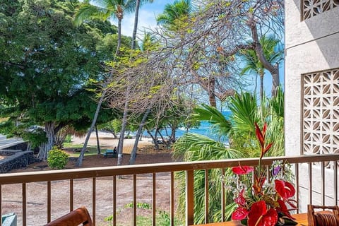 Natural landscape, Garden, View (from property/room), Garden view, Sea view
