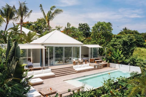 Property building, Swimming pool