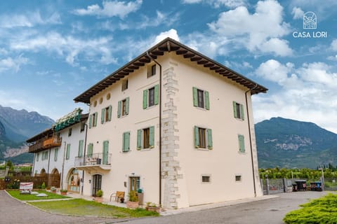 Property building, Natural landscape, Mountain view, Parking
