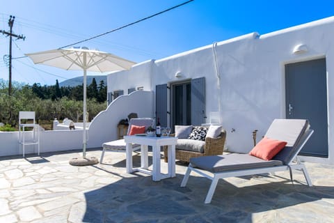 Property building, sunbed