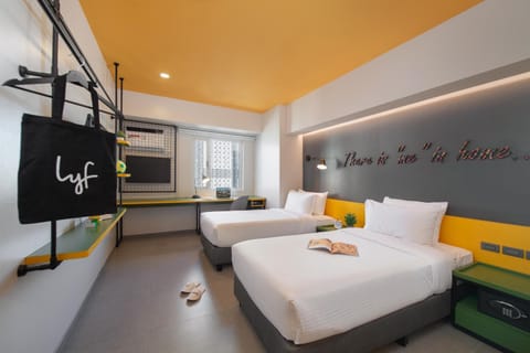 TV and multimedia, Bedroom, Pets, Pets, Pets, City view, Sea view, heating, locker, towels, air conditioner