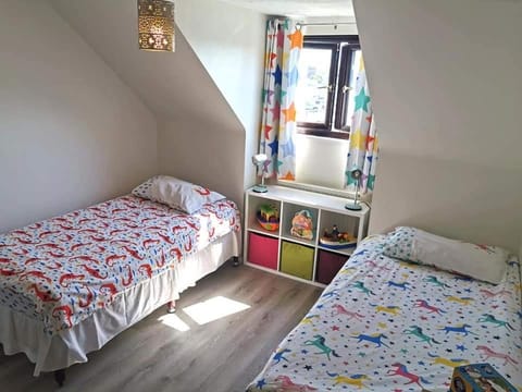 Spacious Family Friendly Apartment- 100m from beach with Seaviews! Apartment in Hunstanton