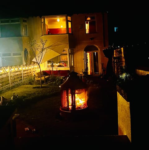 Liverpool - Cosy Jazzy Beach Home! House in England