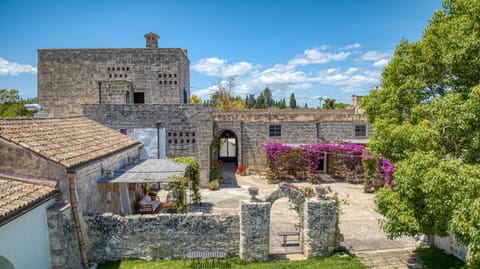 Patio, Restaurant/places to eat, View (from property/room), Garden view, Breakfast, Lunch, Inner courtyard view