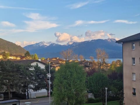 Nearby landmark, Spring, Day, Natural landscape