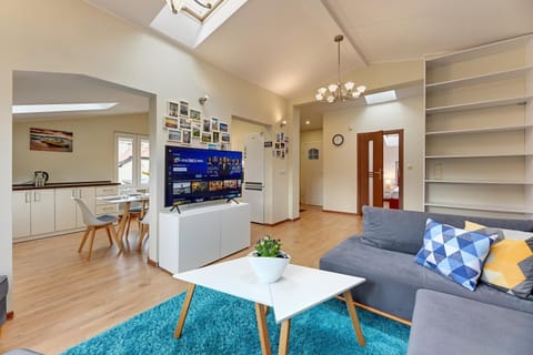 TV and multimedia, Balcony/Terrace, Living room, Photo of the whole room, Dining area, kitchen