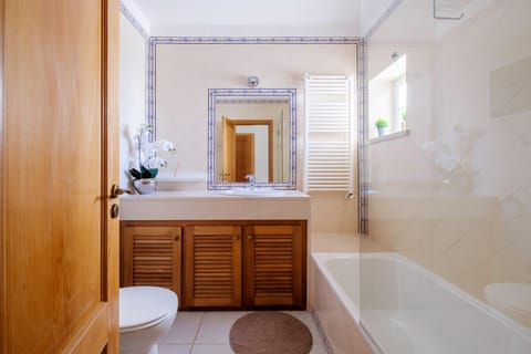 Apartamento T3 Praia D'el Rey Apartment in Amoreira