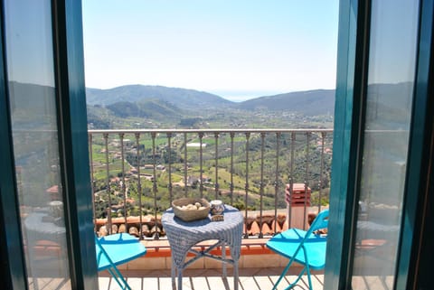 Natural landscape, Balcony/Terrace, Sea view
