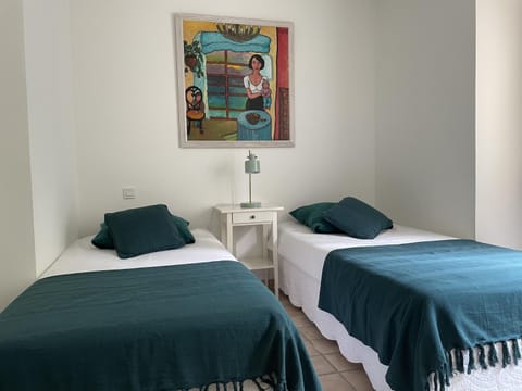 Le clos de la tour cassis piscine chauffée Villa in Cassis