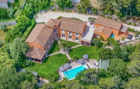 Property building, Day, Bird's eye view, Garden, Garden view, Pool view, Swimming pool, sunbed