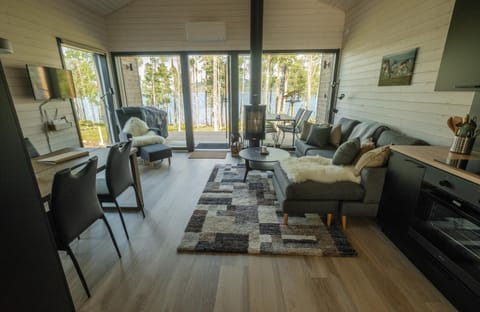 Natural landscape, TV and multimedia, View (from property/room), Living room, Seating area, Dining area, Garden view, Lake view, flat iron, pet friendly, kitchen