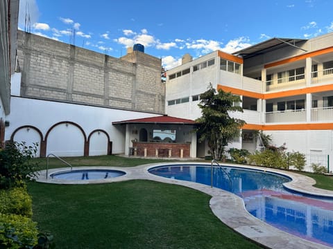 Hotel El Romano Hotel in Ixtapan de la Sal