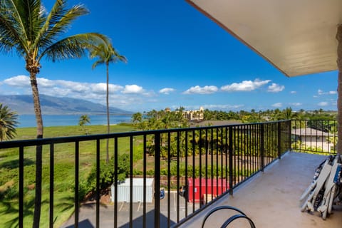 Kauhale Makai 512 Apartment in Kihei