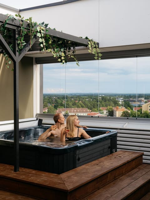 Day, People, Hot Tub, View (from property/room), Balcony/Terrace, Guests