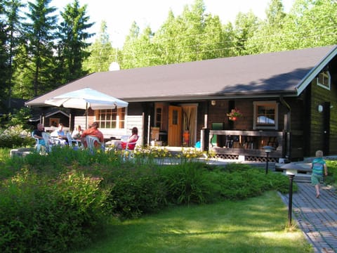 Facade/entrance, Summer, Garden