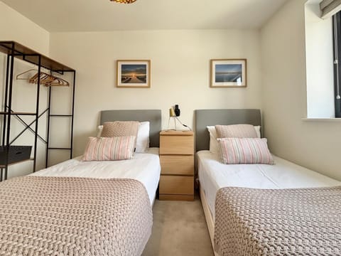 Kerensa 3 bed townhouse located close to the beach with Parking House in Penzance